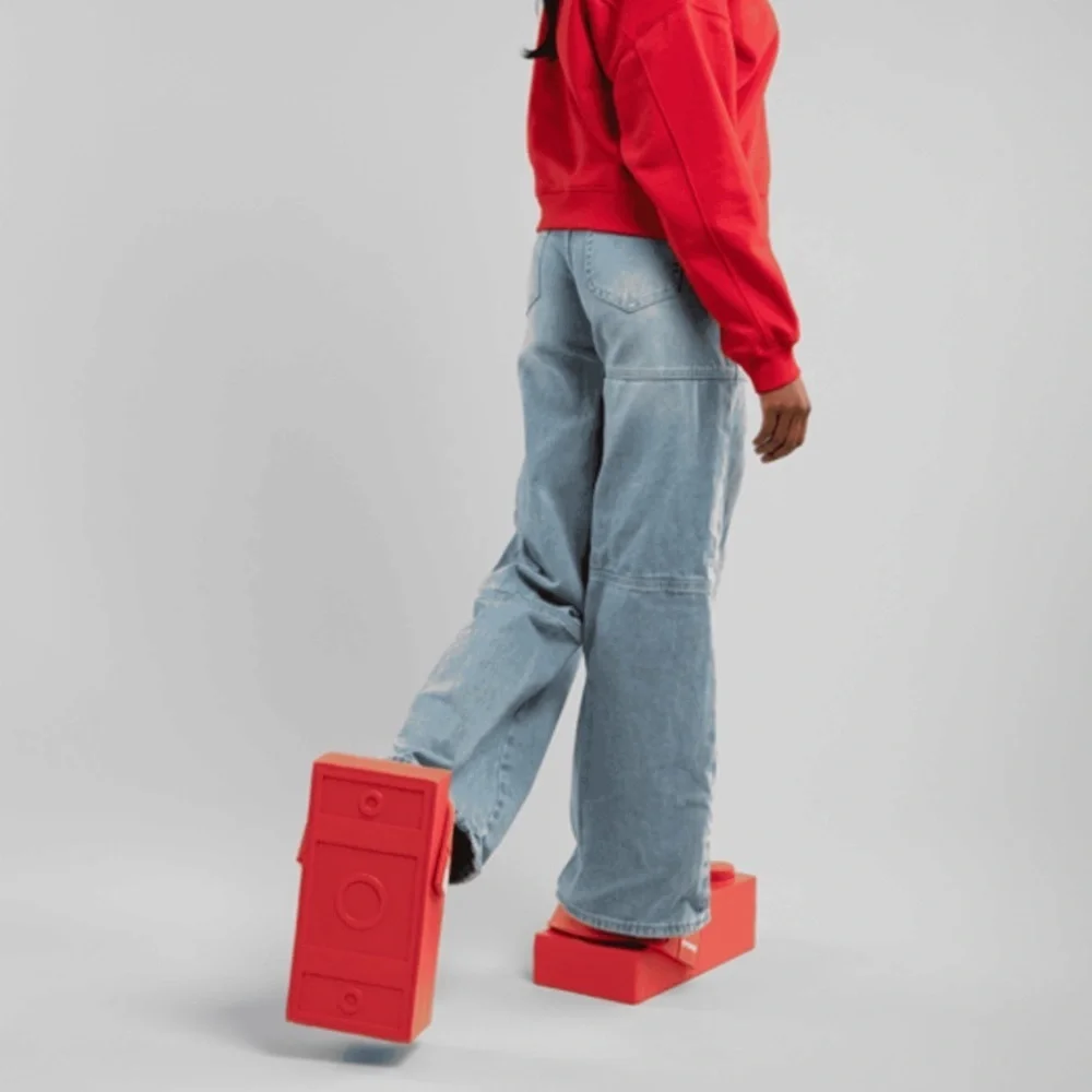 Crocs LEGO 🔥
BRAND NEW - Picture 10 of 10